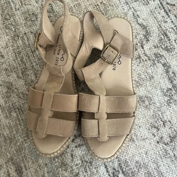 Gaimo suede sandals made in spain size 38 - Picture 2 of 3